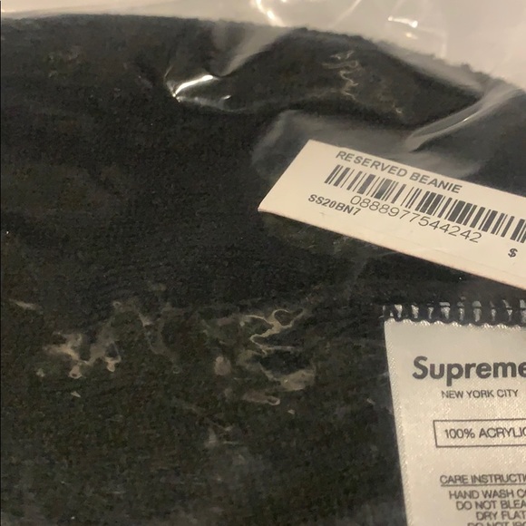 Brand new Supreme reserved beanie black - Picture 3 of 5